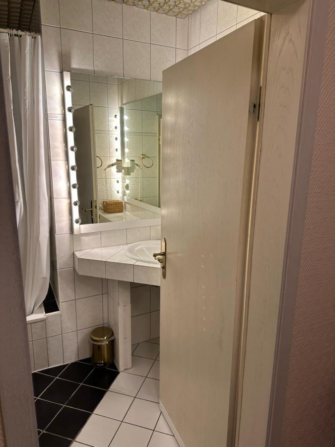 Hotel "Dream In" 海利根豪斯 外观 照片